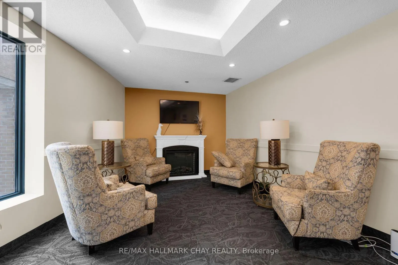 1509 - 140 DUNLOP STREET E