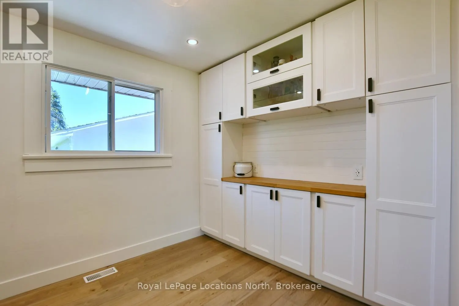 56 BATTEAUX ROAD