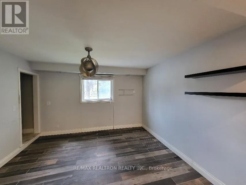 1 - 256 DUNLOP STREET W