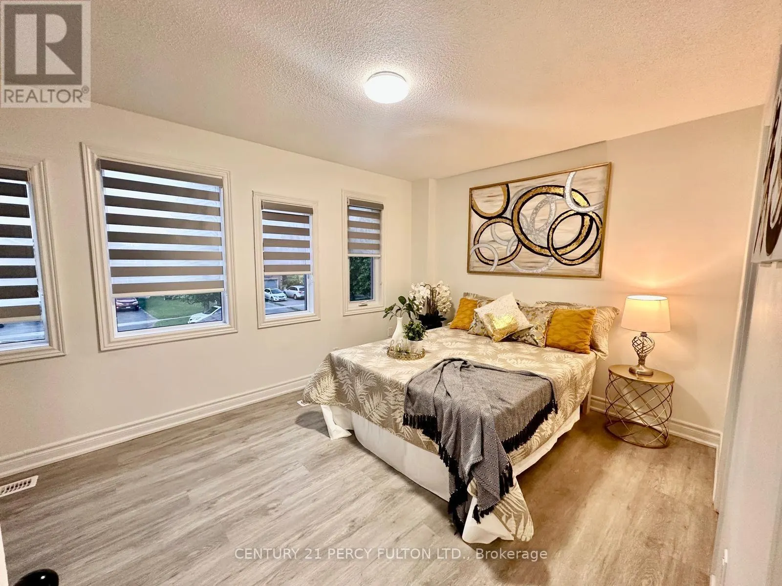 39 LAIDLAW DRIVE