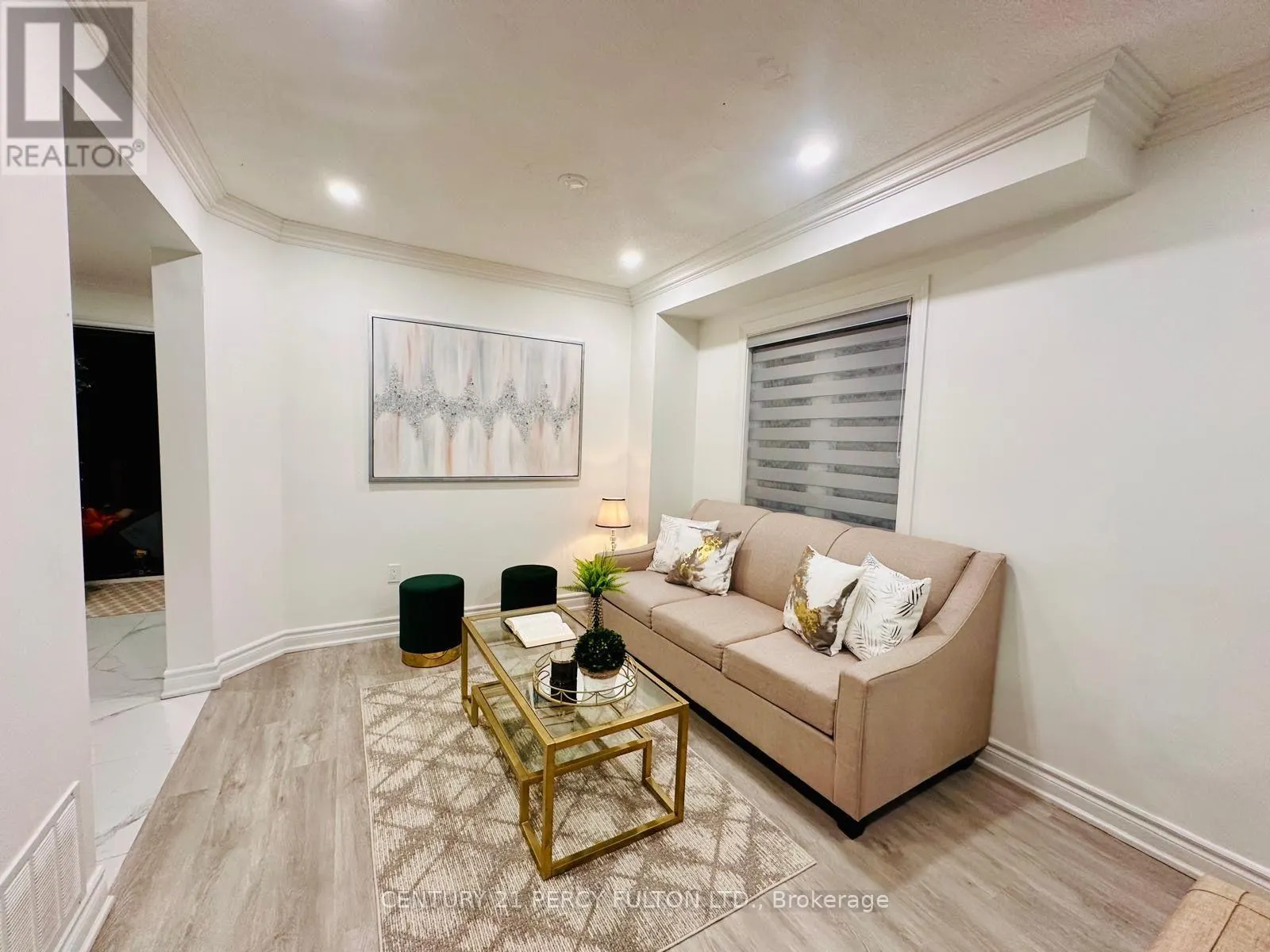 39 LAIDLAW DRIVE