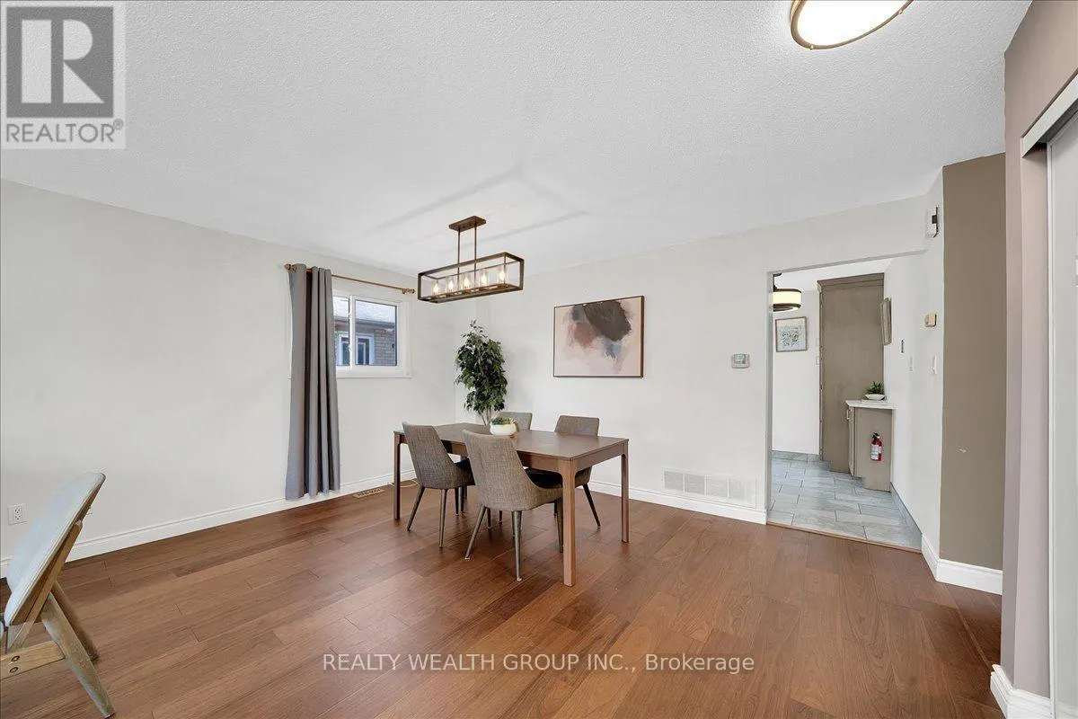 11 BRISTOW COURT