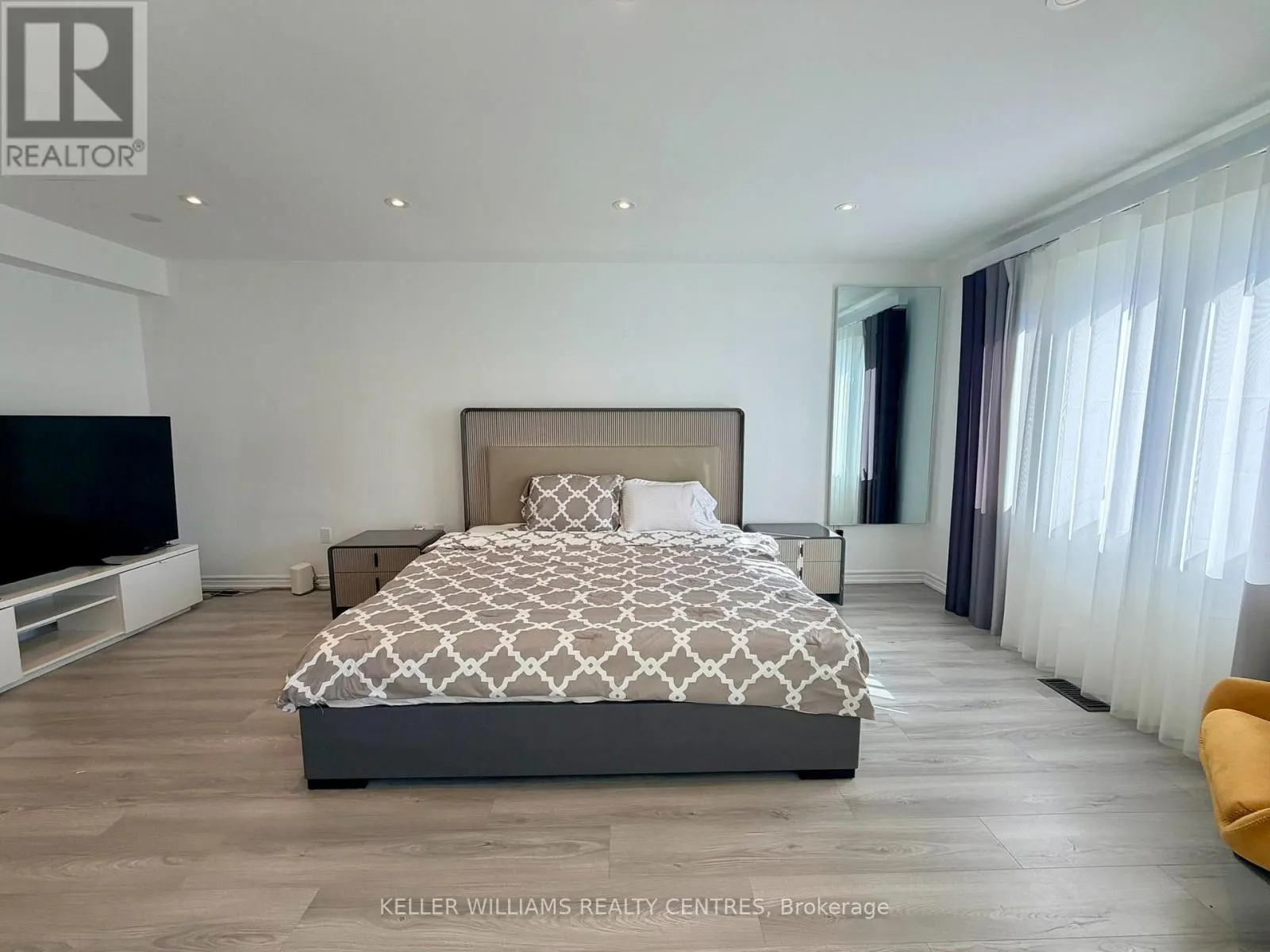 41 WHEATFIELD ROAD
