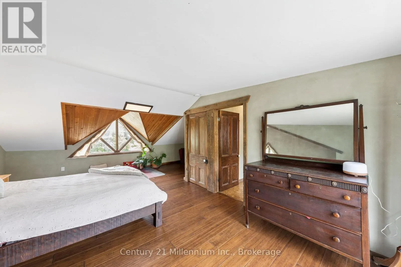 262 BATTEAUX ROAD N