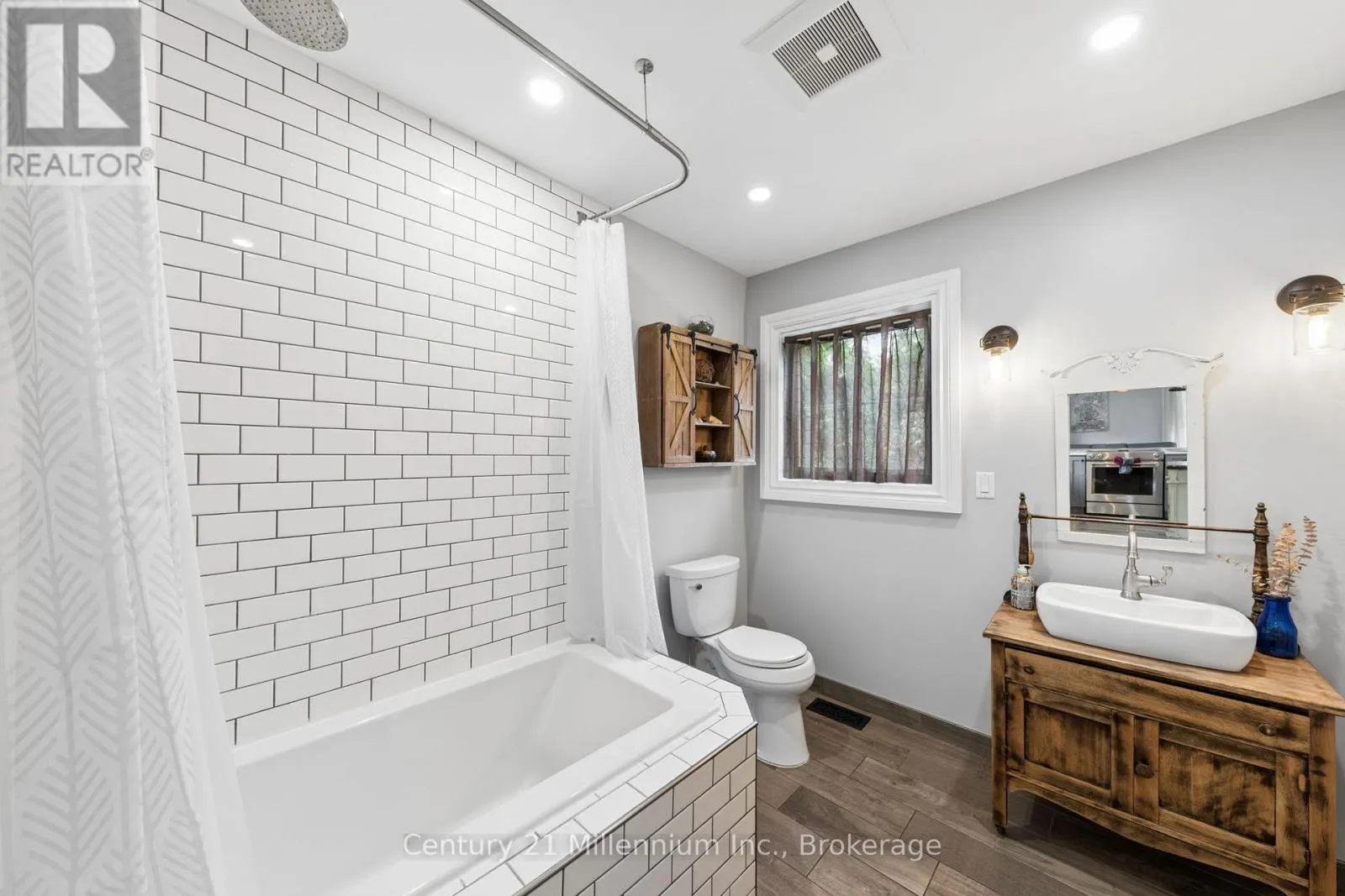 262 BATTEAUX ROAD N