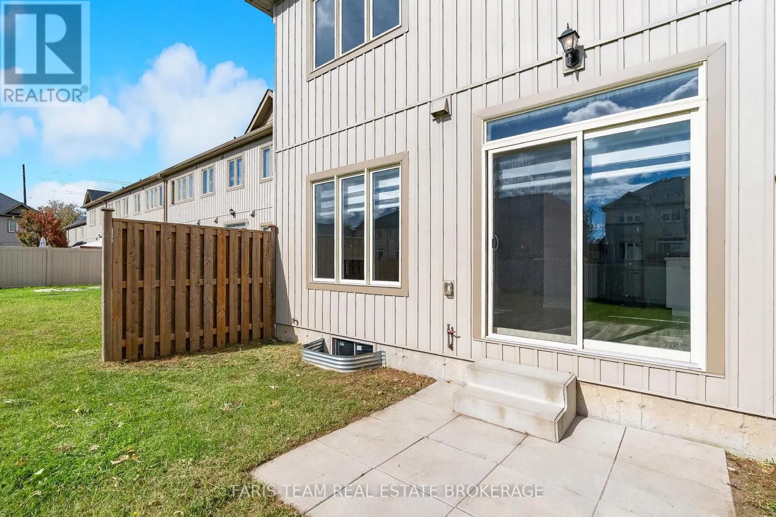 11 CHURCHLEA MEWS