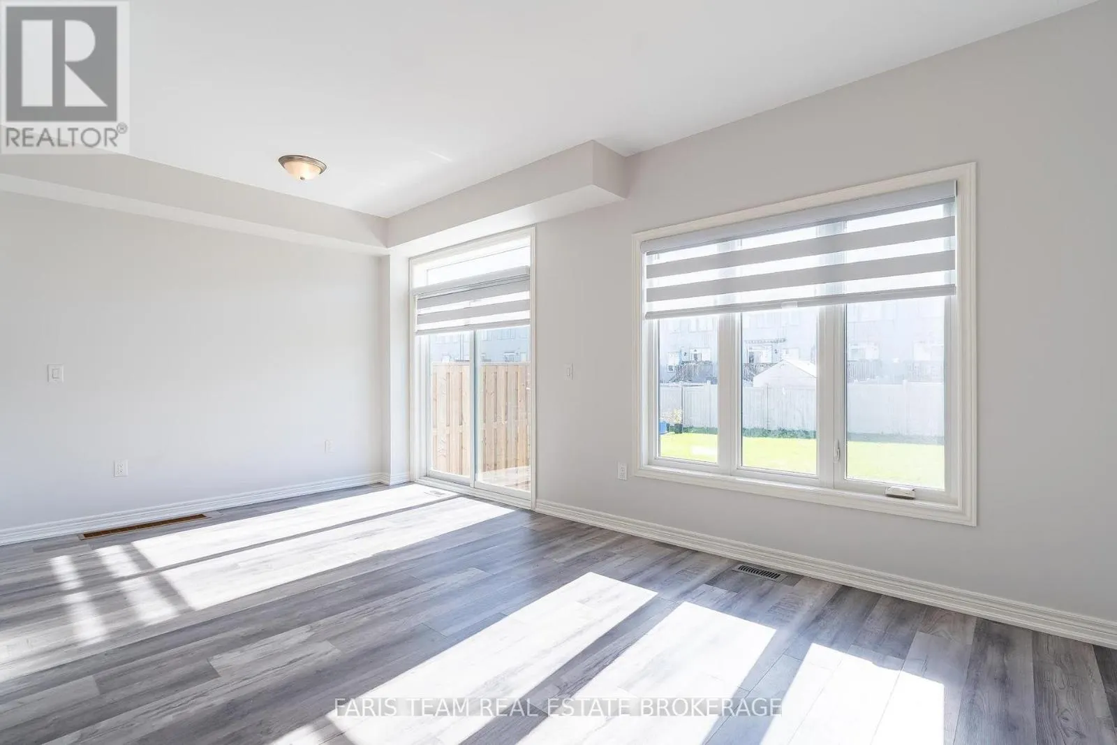 11 CHURCHLEA MEWS