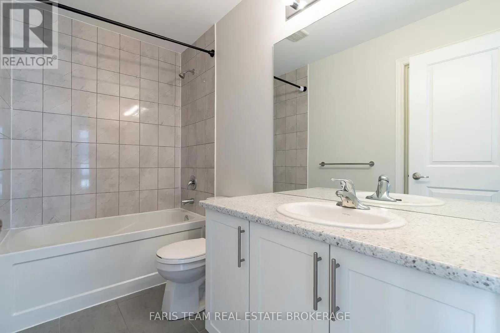 11 CHURCHLEA MEWS