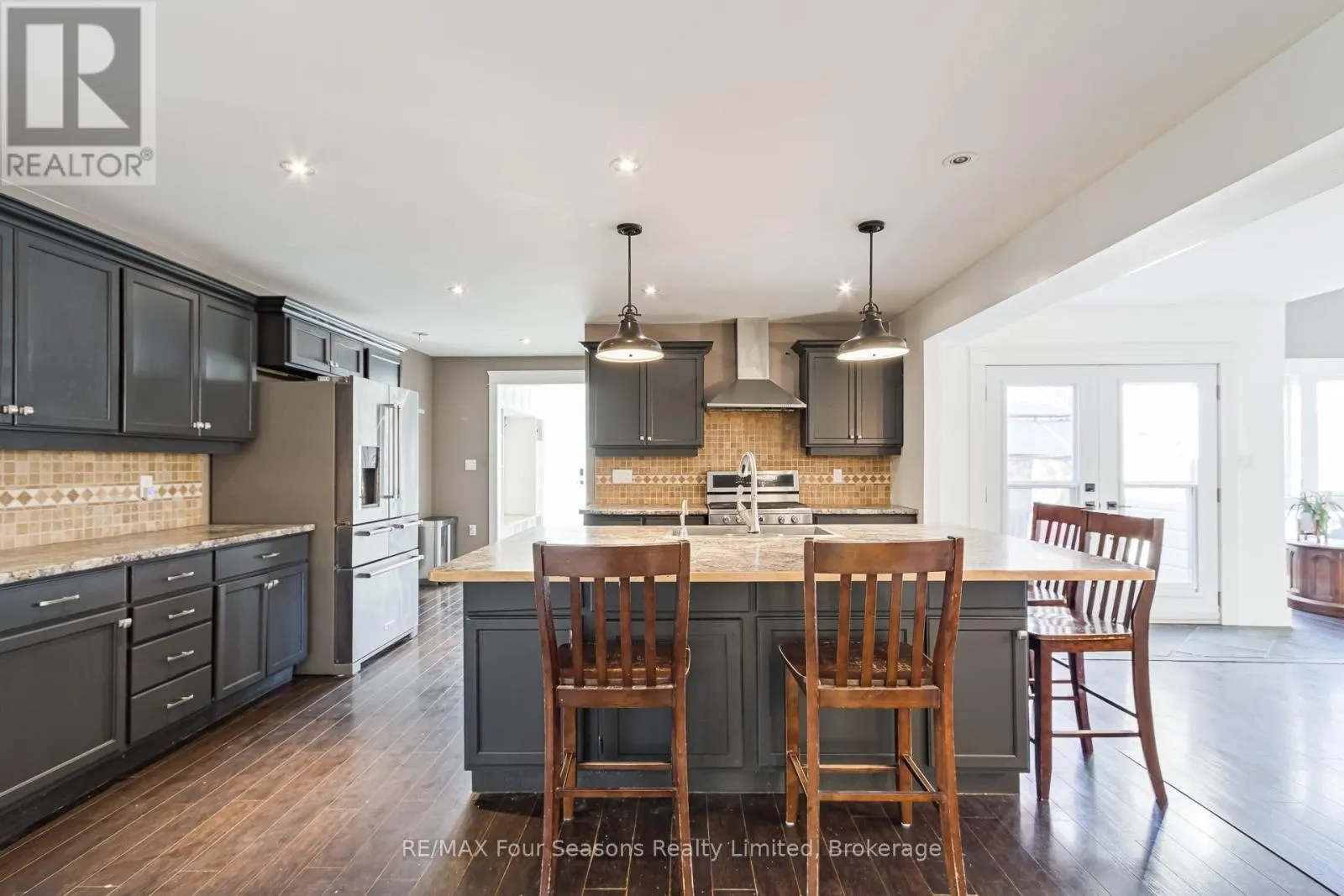4044 COUNTY RD 124 ROAD