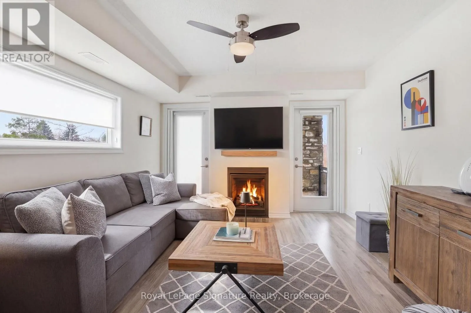 101 - 4 ANCHORAGE CRESCENT #101