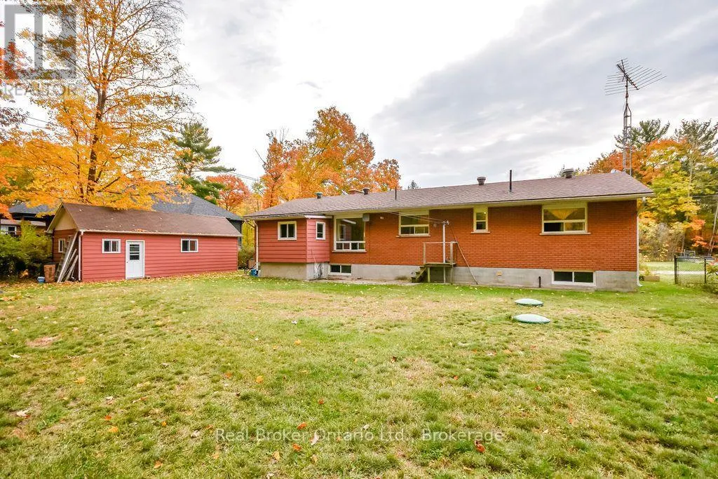 22 OAKWOOD AVENUE