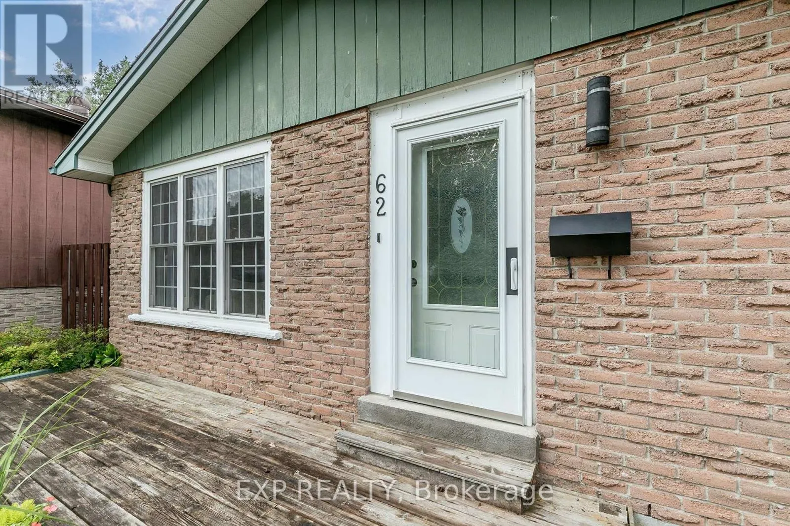 62 COURTICE CRESCENT