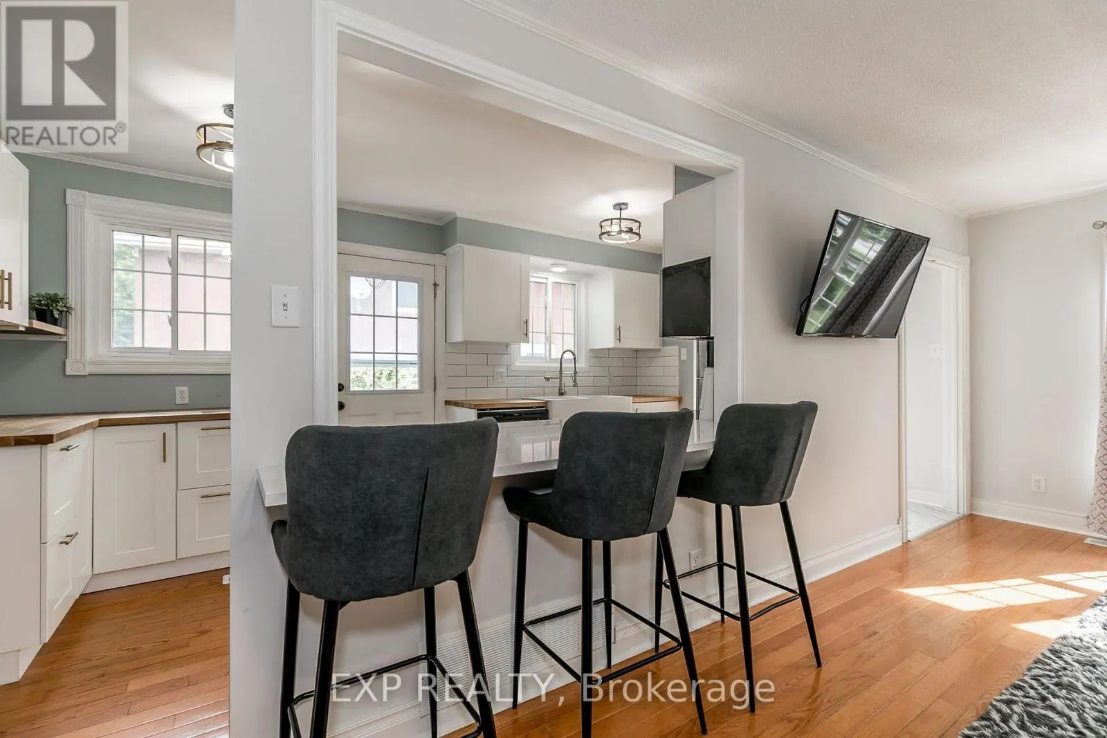 62 COURTICE CRESCENT