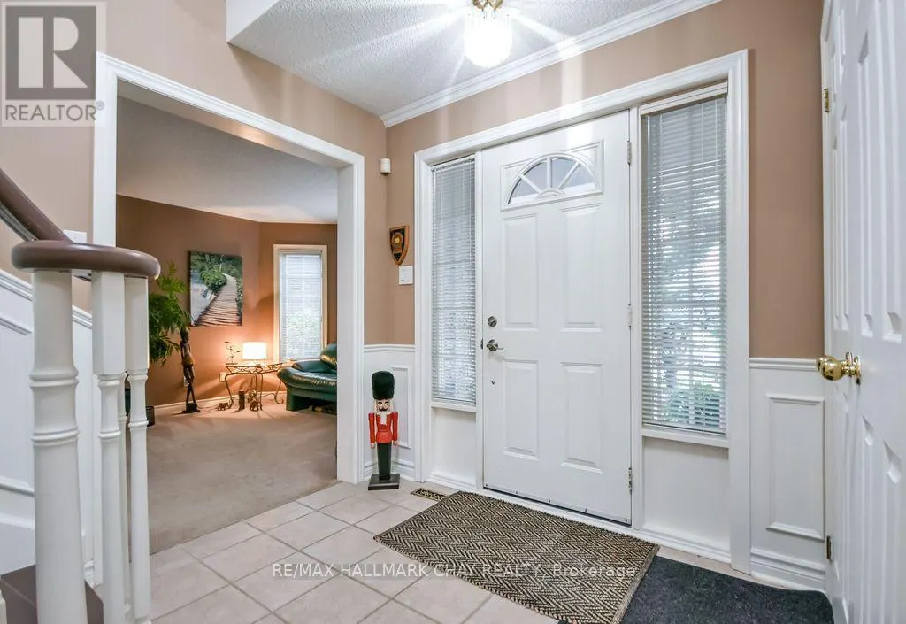 5 MCCUTCHEON COURT