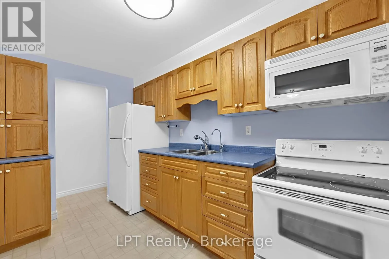 28 - 67 FITTONS ROAD E #28