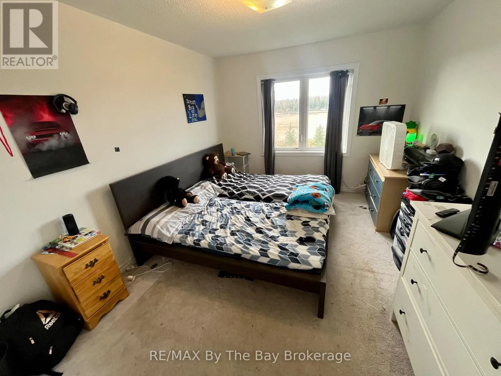5 BIANCA CRESCENT