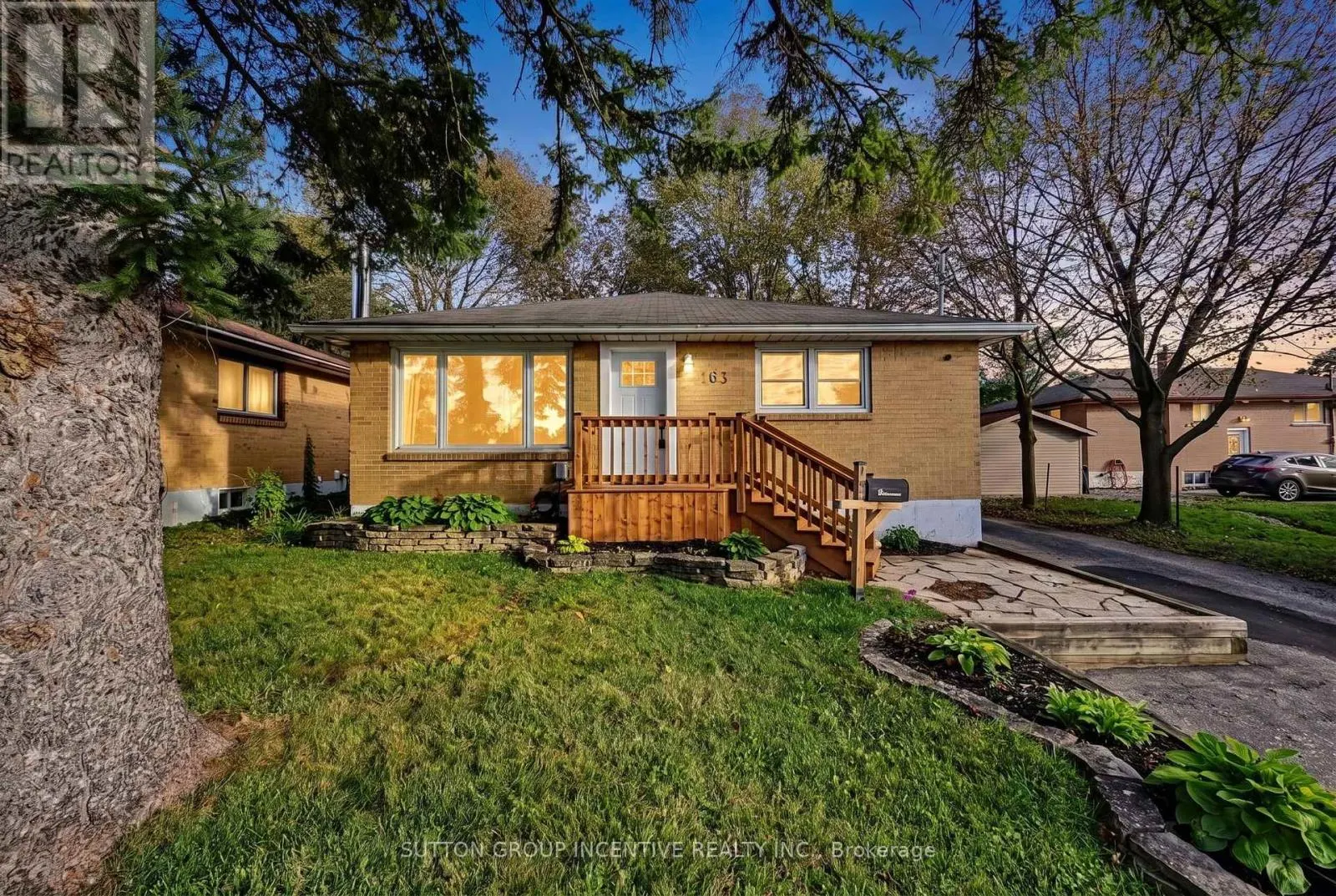 163 GROVE STREET E