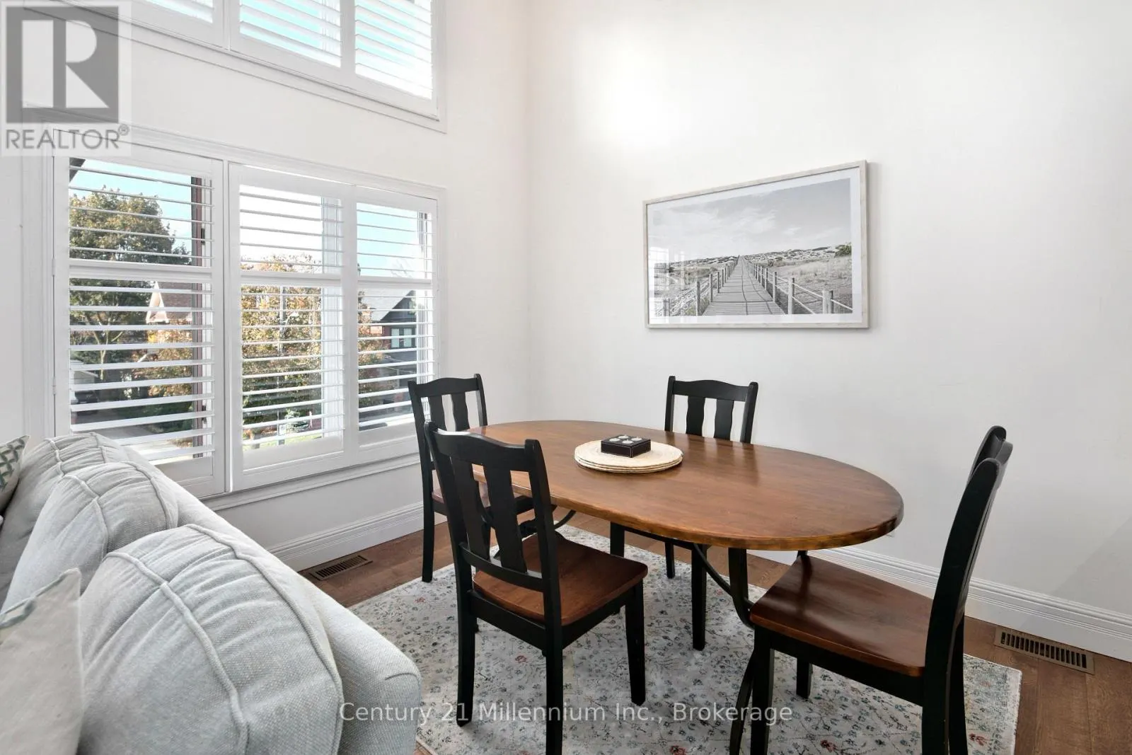 5 - 215 PINE STREET #5
