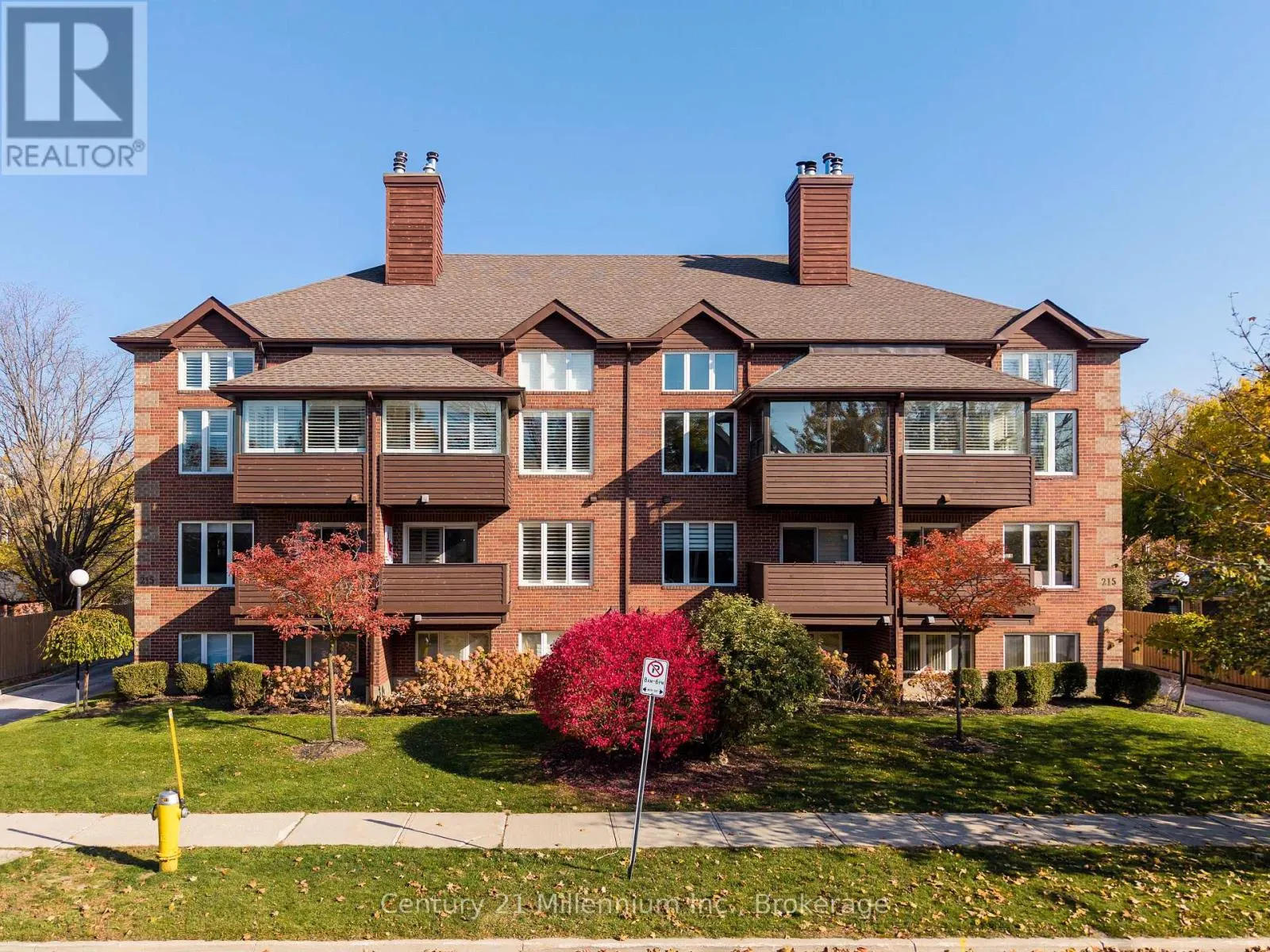 5 - 215 PINE STREET #5