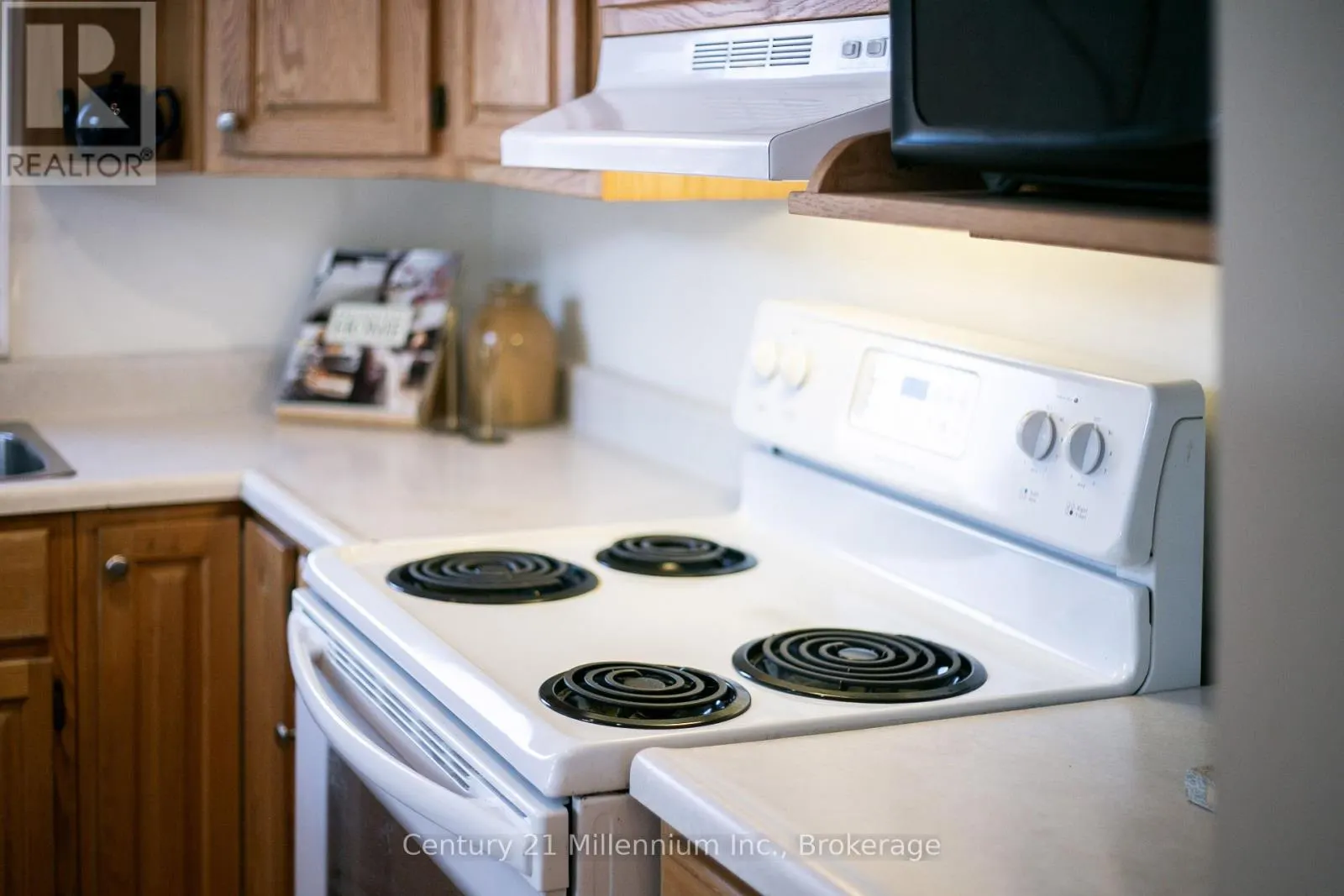5 - 215 PINE STREET #5