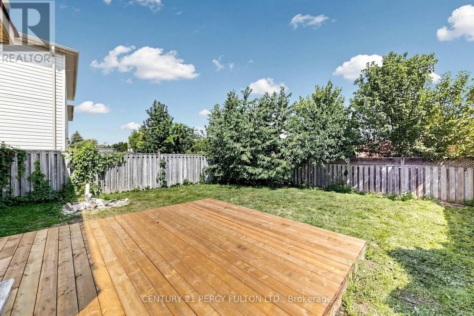 33 CHURCHLAND DRIVE