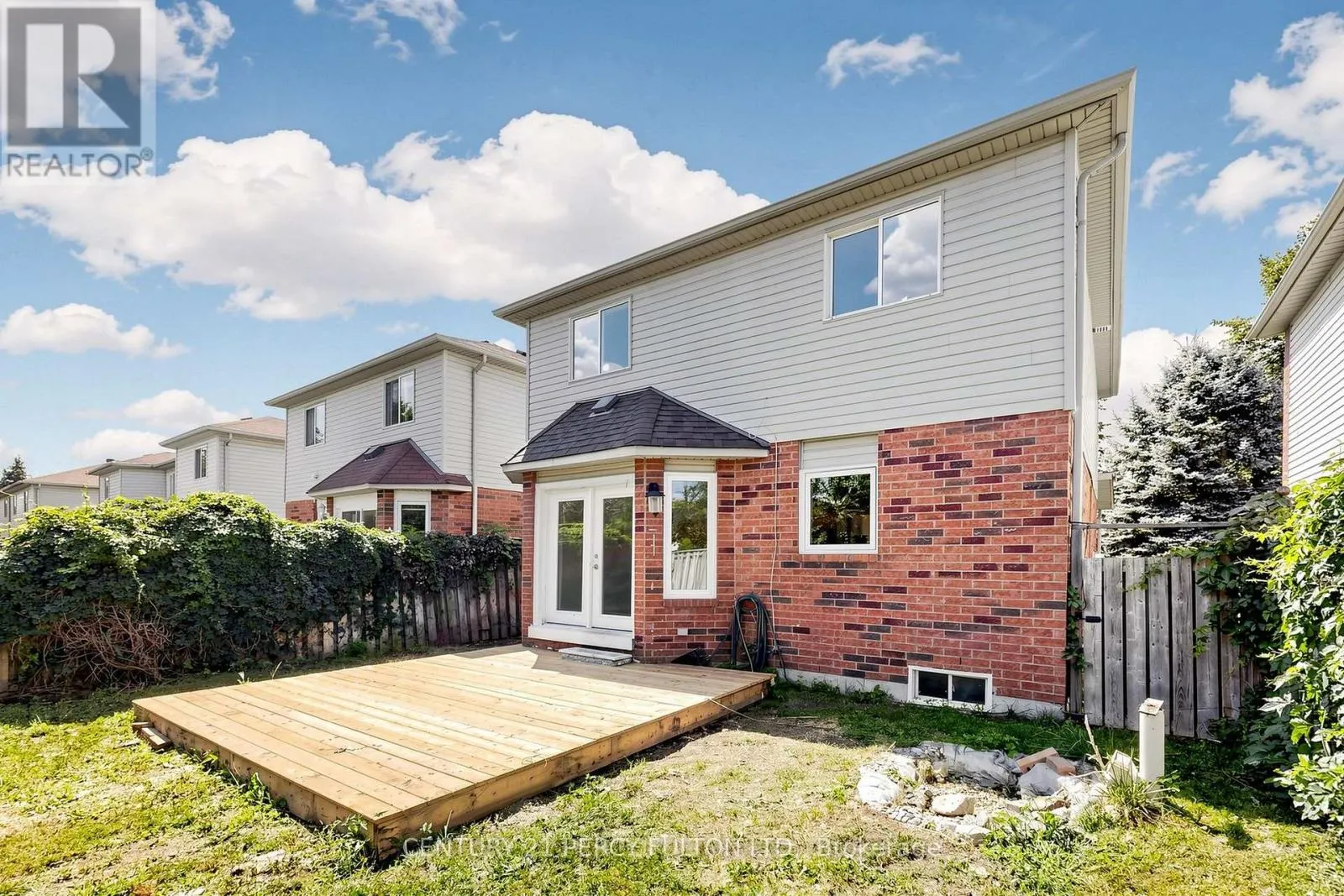 33 CHURCHLAND DRIVE