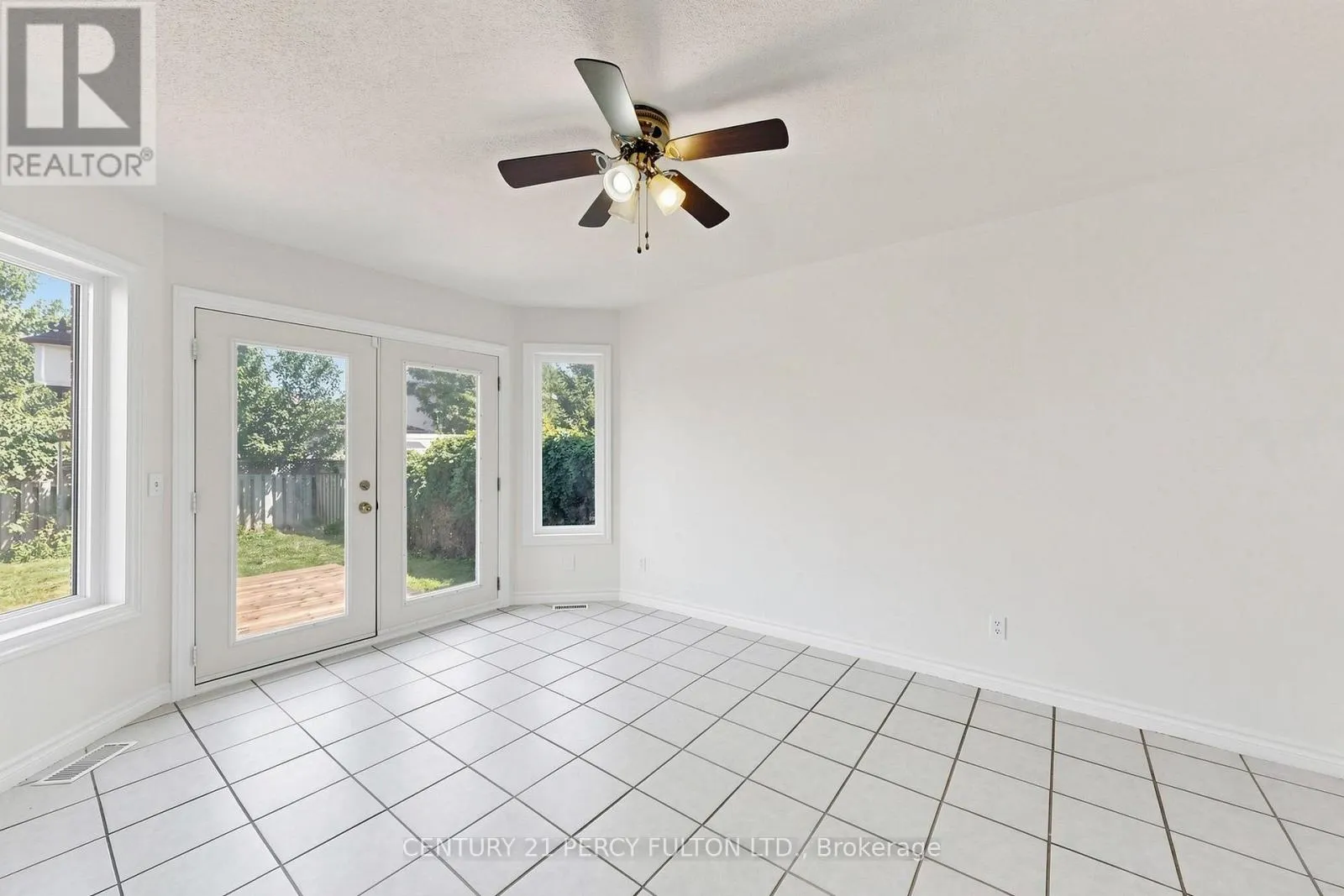 33 CHURCHLAND DRIVE