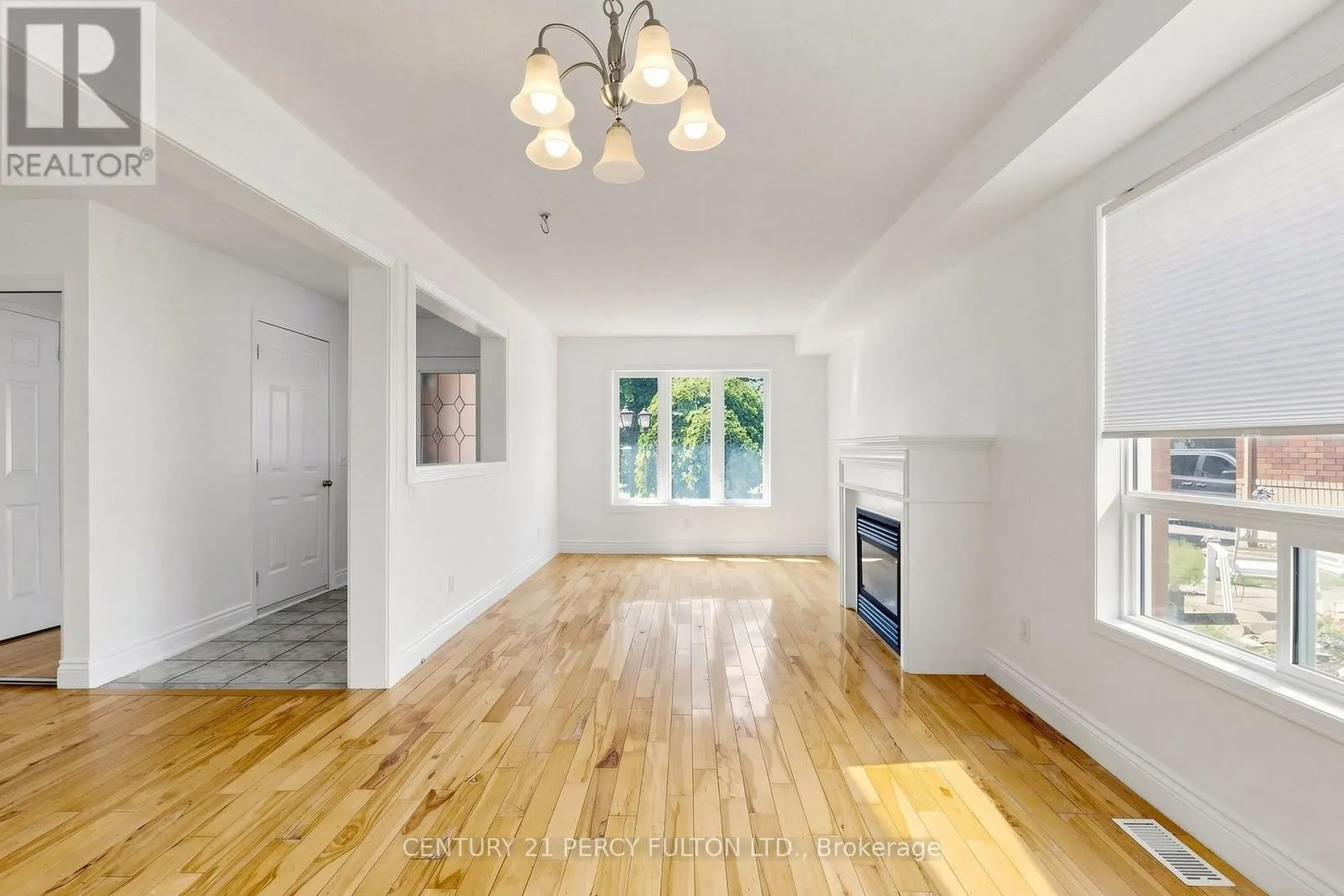 33 CHURCHLAND DRIVE
