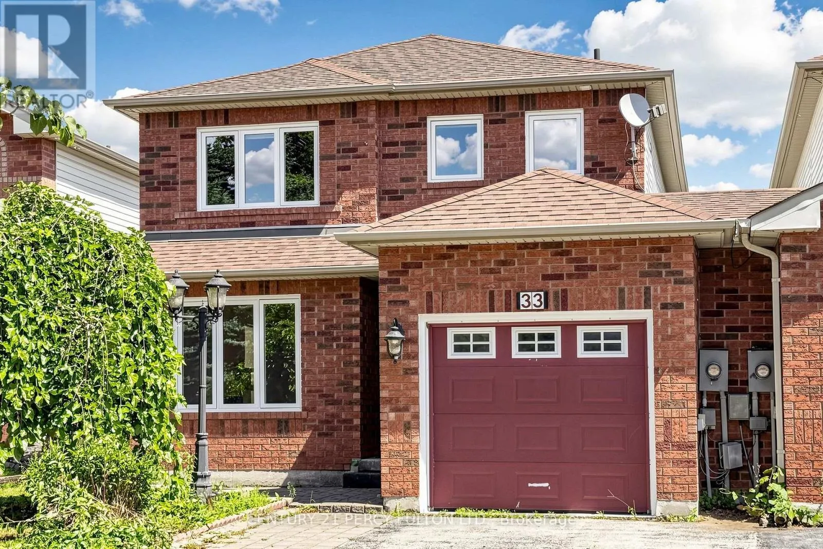 33 CHURCHLAND DRIVE