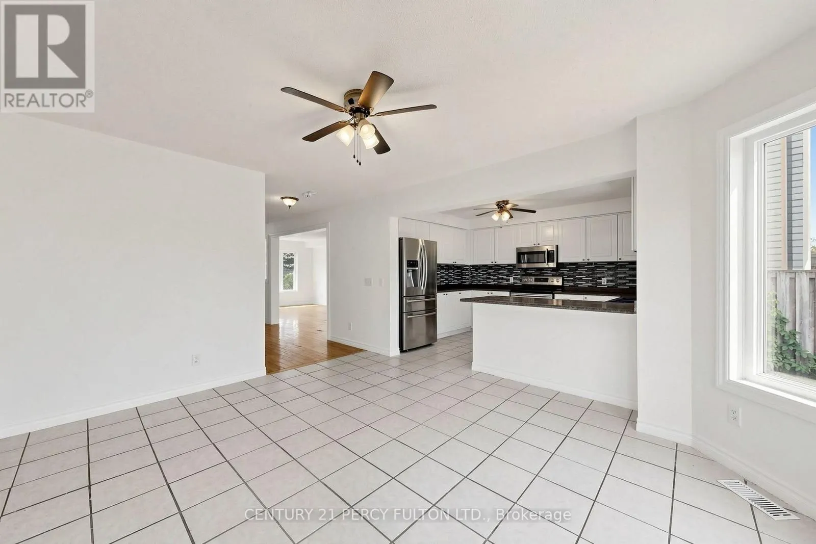 33 CHURCHLAND DRIVE