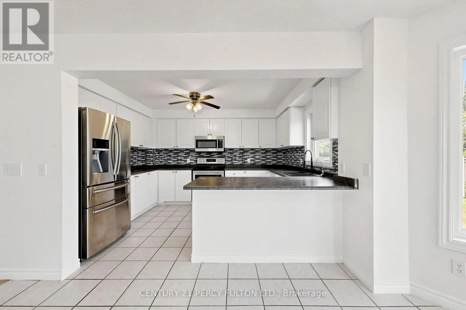 33 CHURCHLAND DRIVE
