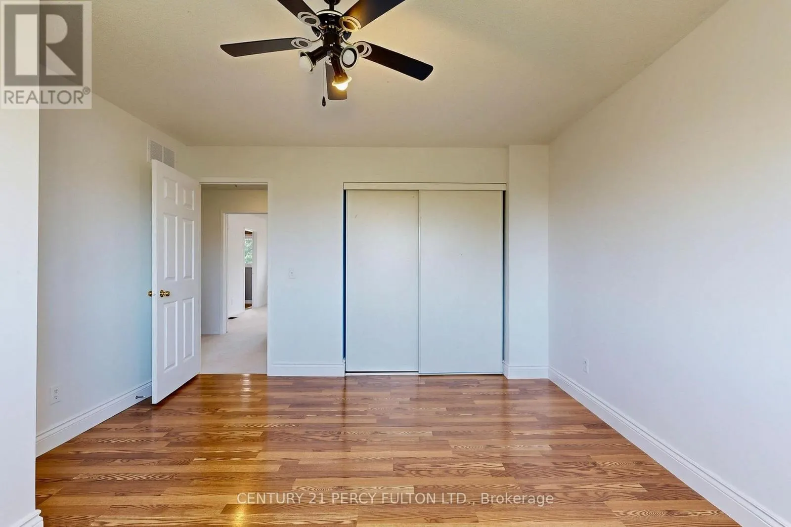 33 CHURCHLAND DRIVE