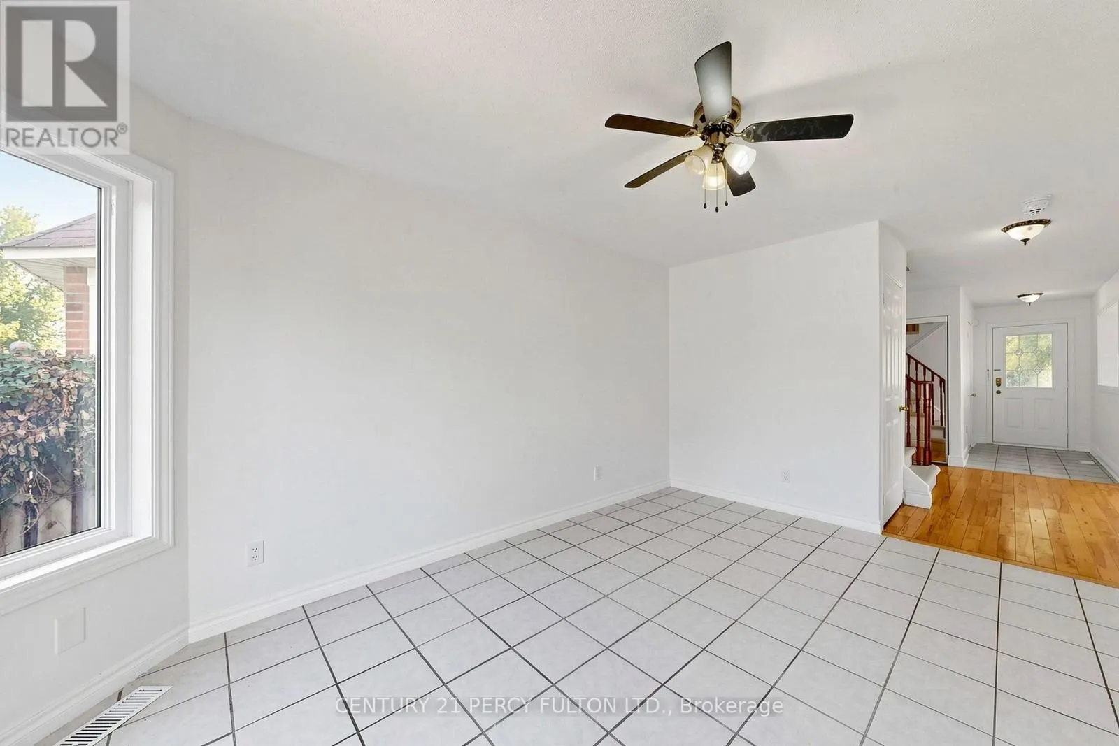 33 CHURCHLAND DRIVE