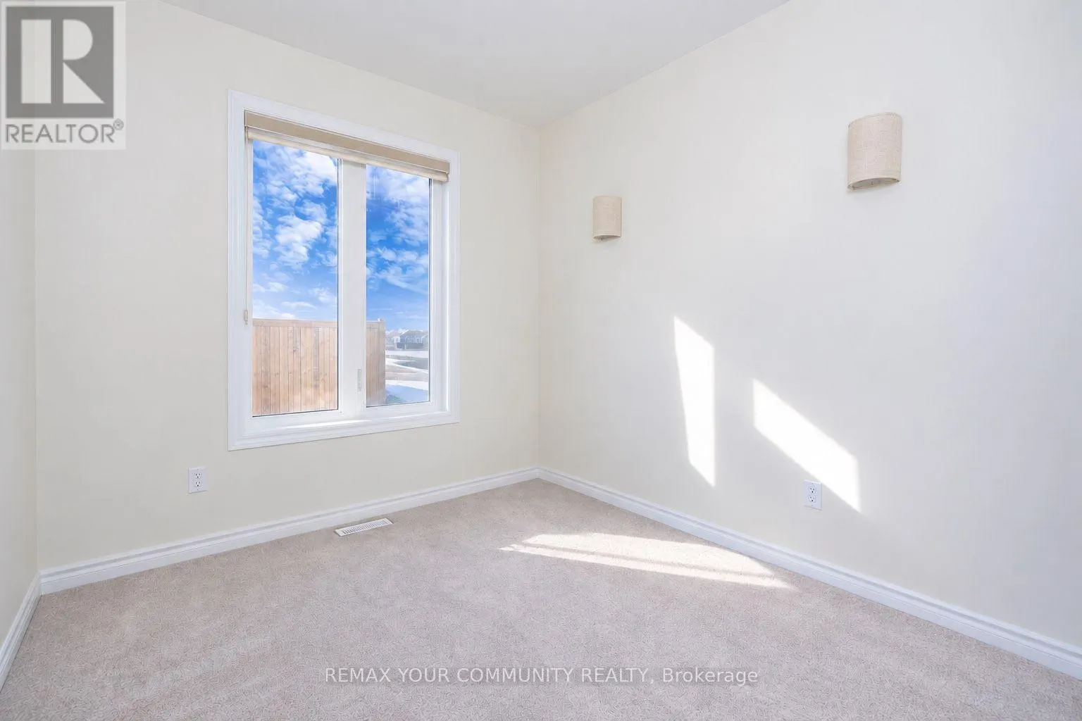 15 VALLEYBROOK ROAD