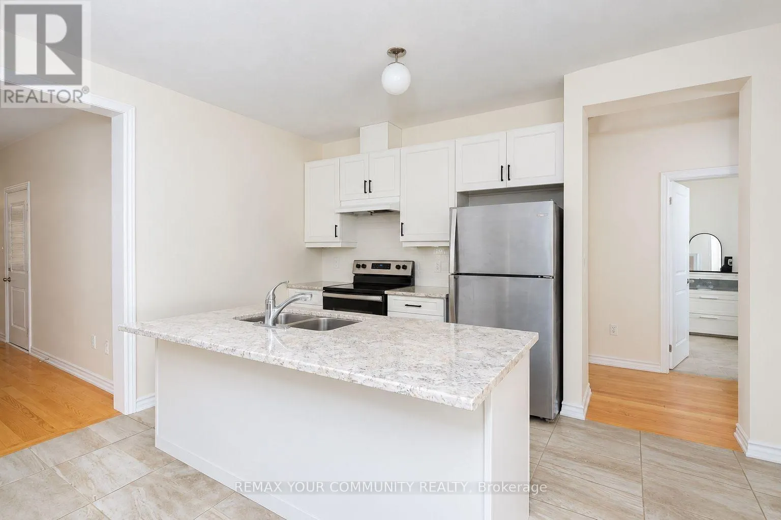 15 VALLEYBROOK ROAD