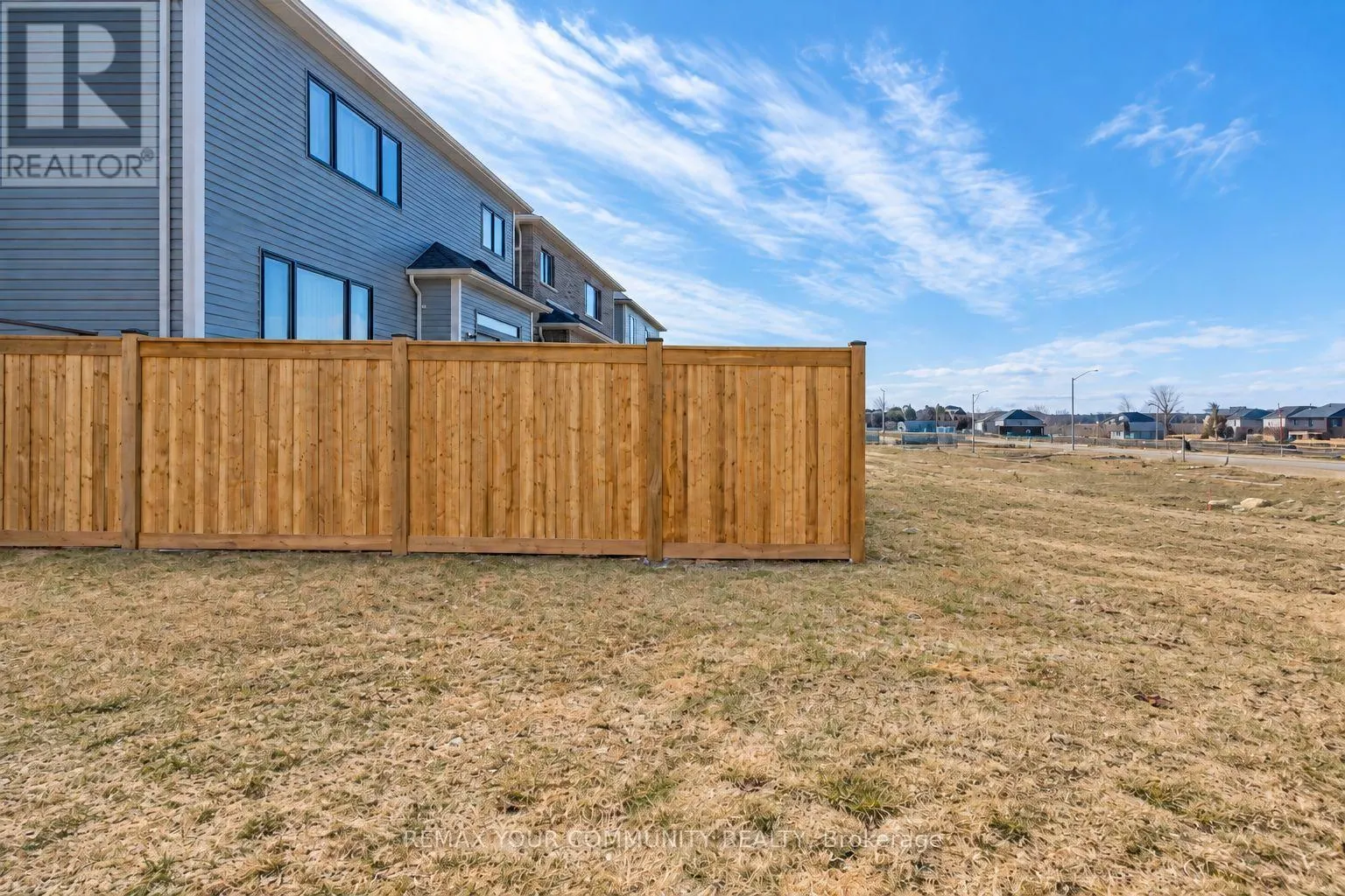 15 VALLEYBROOK ROAD
