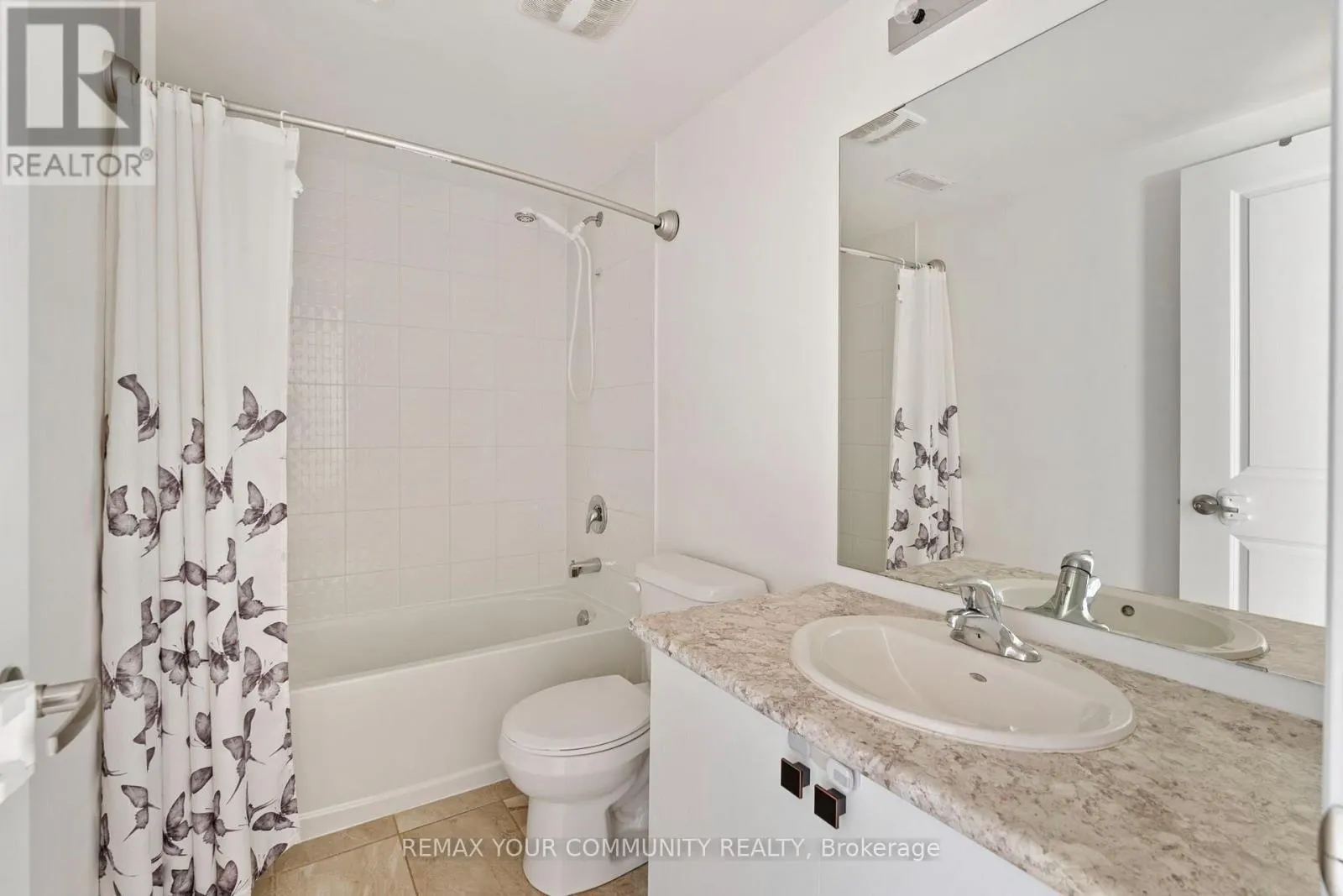 15 VALLEYBROOK ROAD