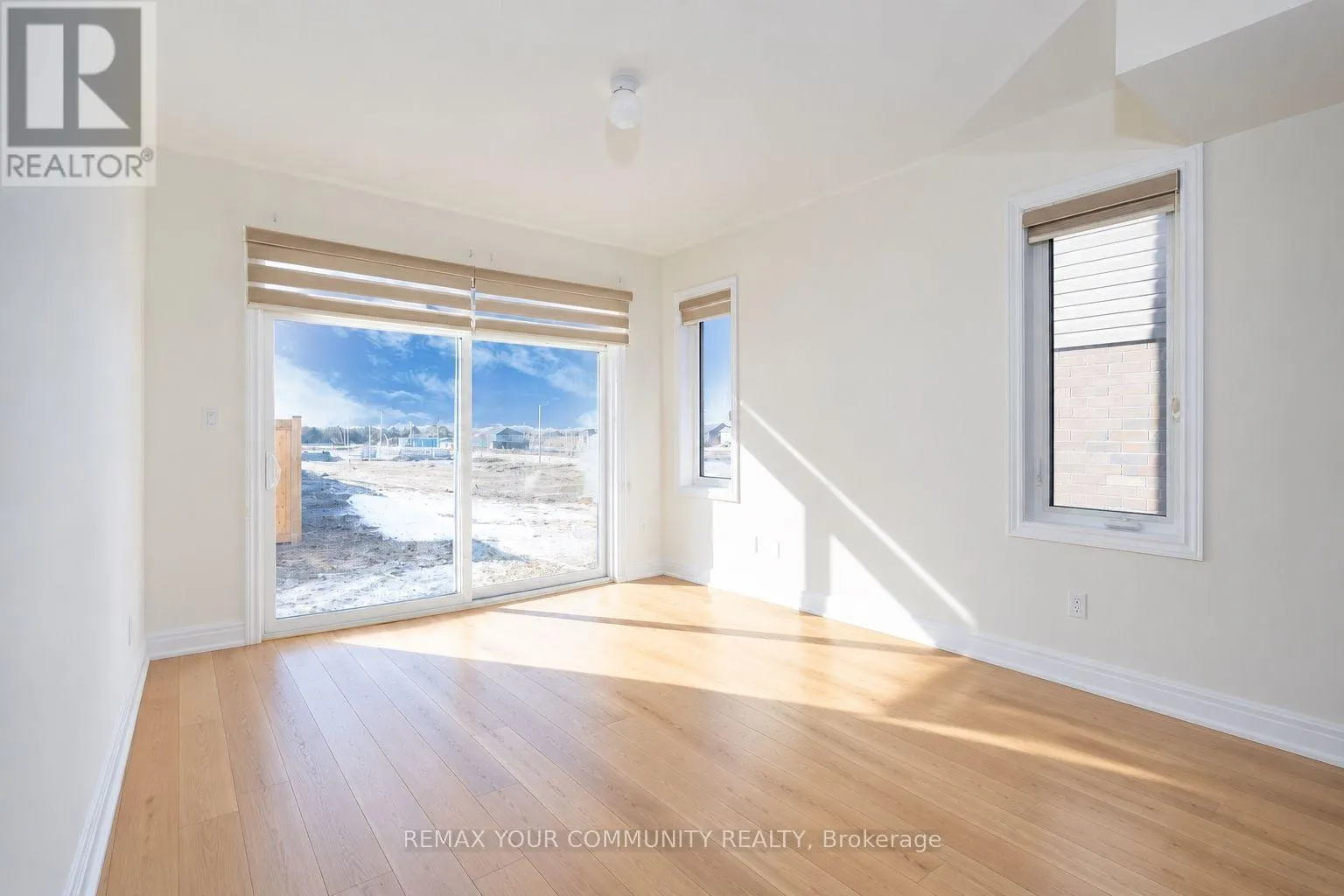 15 VALLEYBROOK ROAD