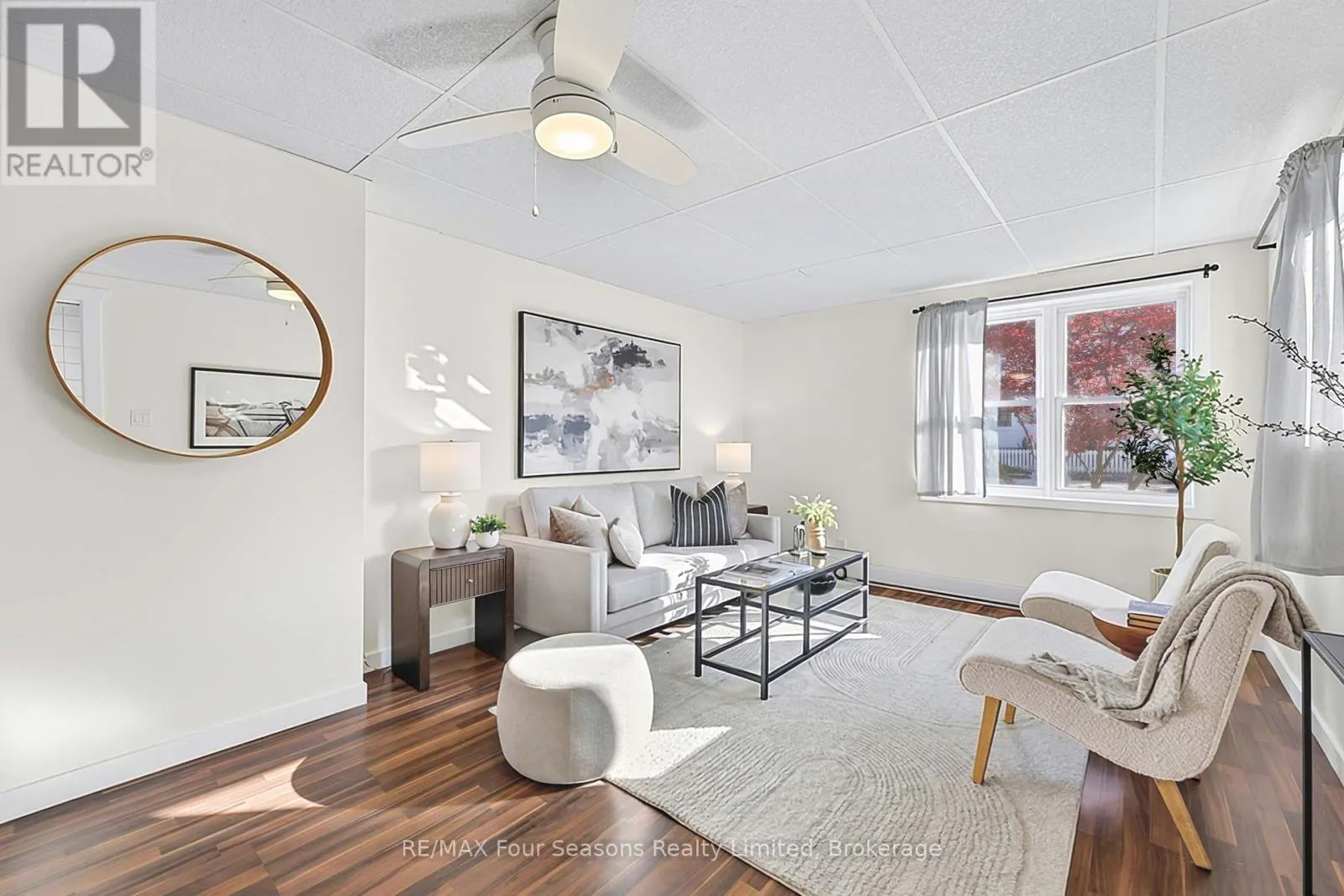 285 SECOND STREET