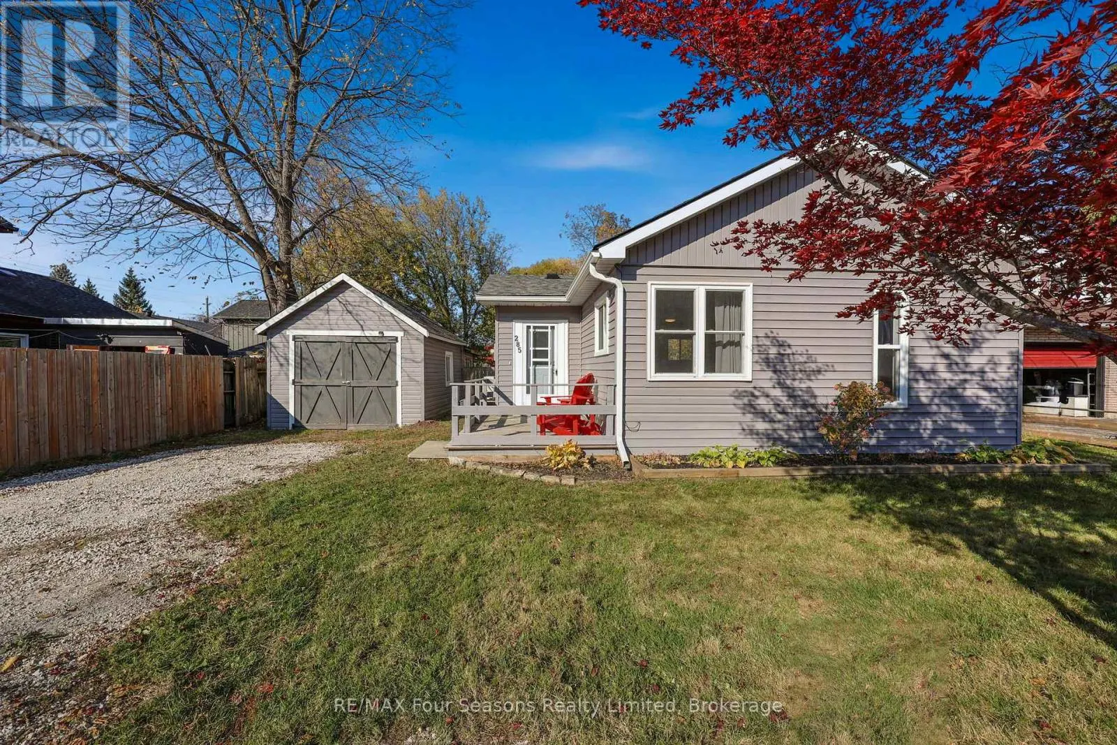 285 SECOND STREET
