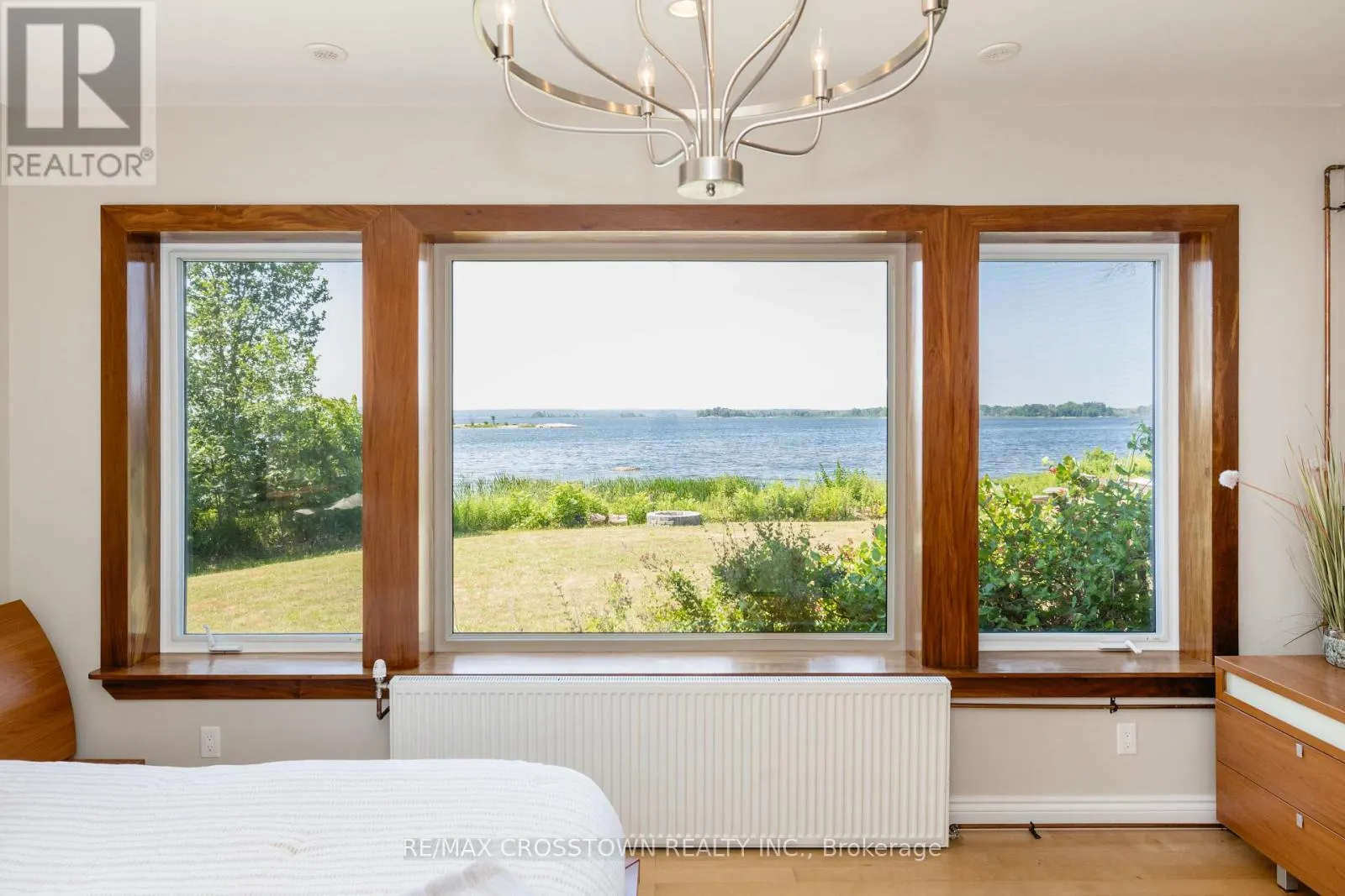 42 BLUFF POINT ROAD