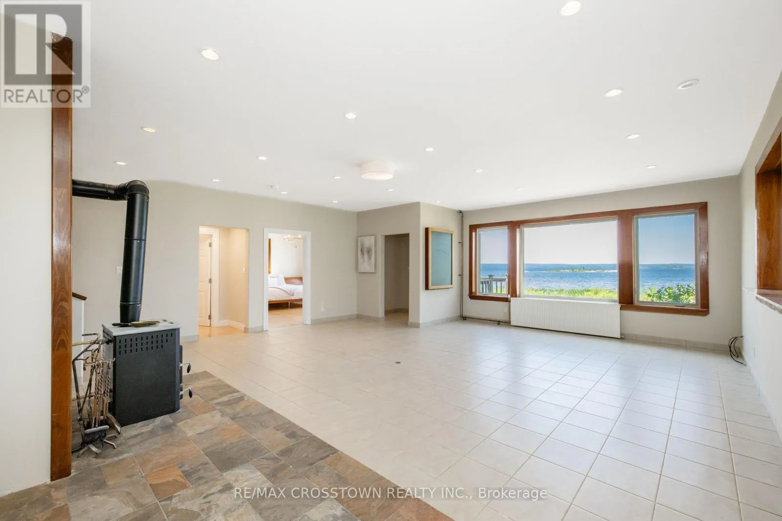42 BLUFF POINT ROAD
