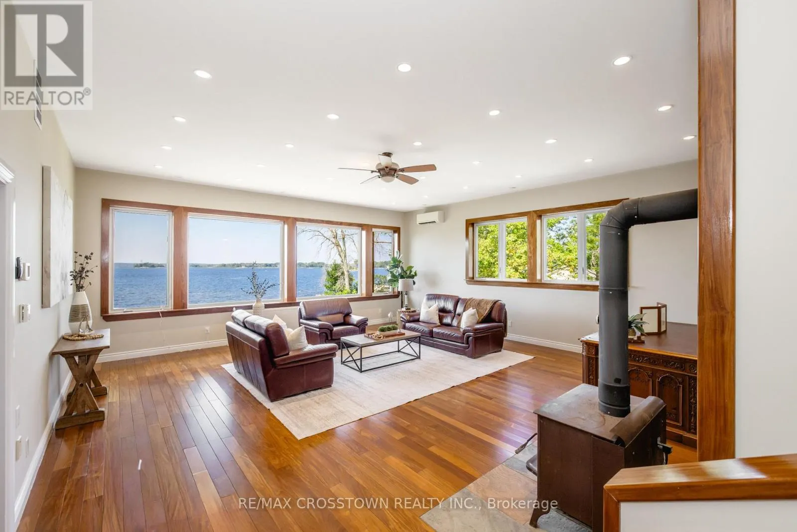 42 BLUFF POINT ROAD