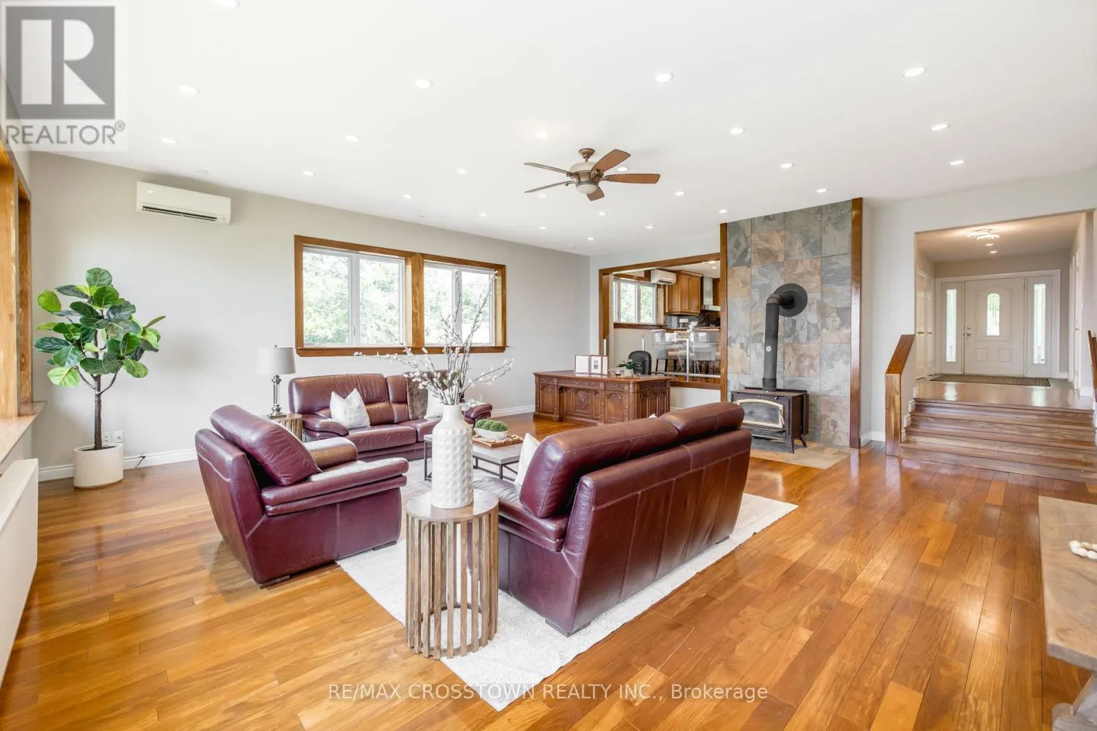 42 BLUFF POINT ROAD