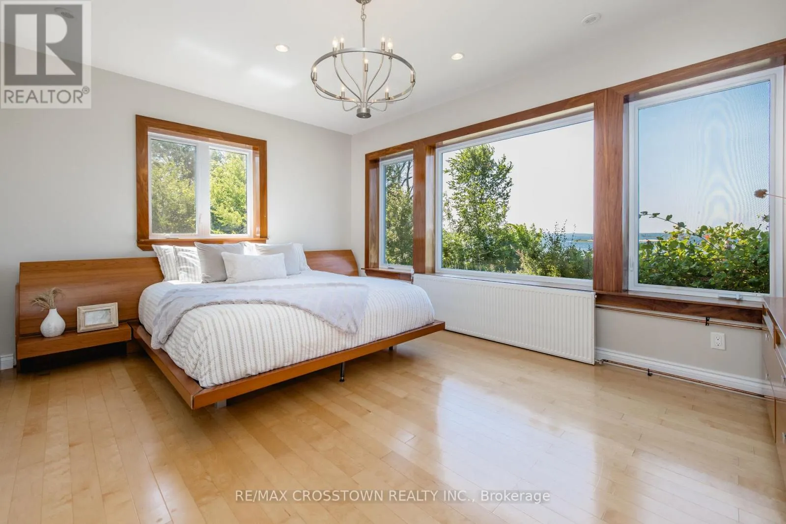 42 BLUFF POINT ROAD