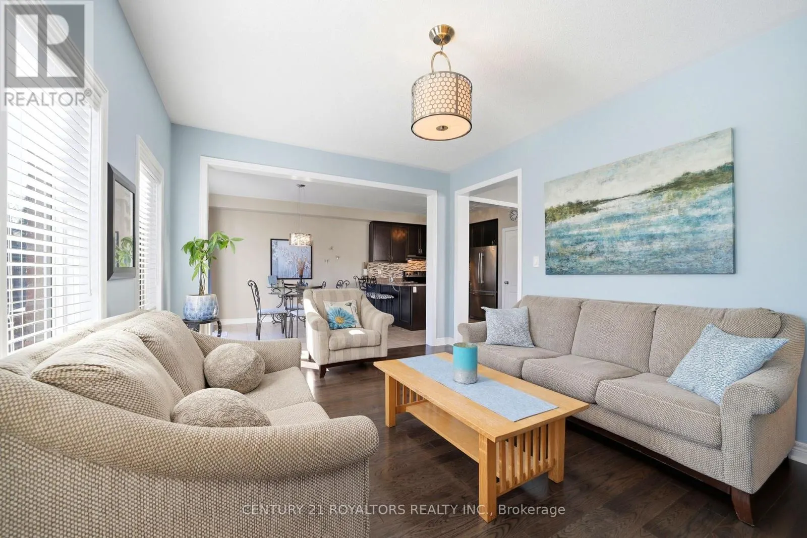 42 PEARCEY CRESCENT