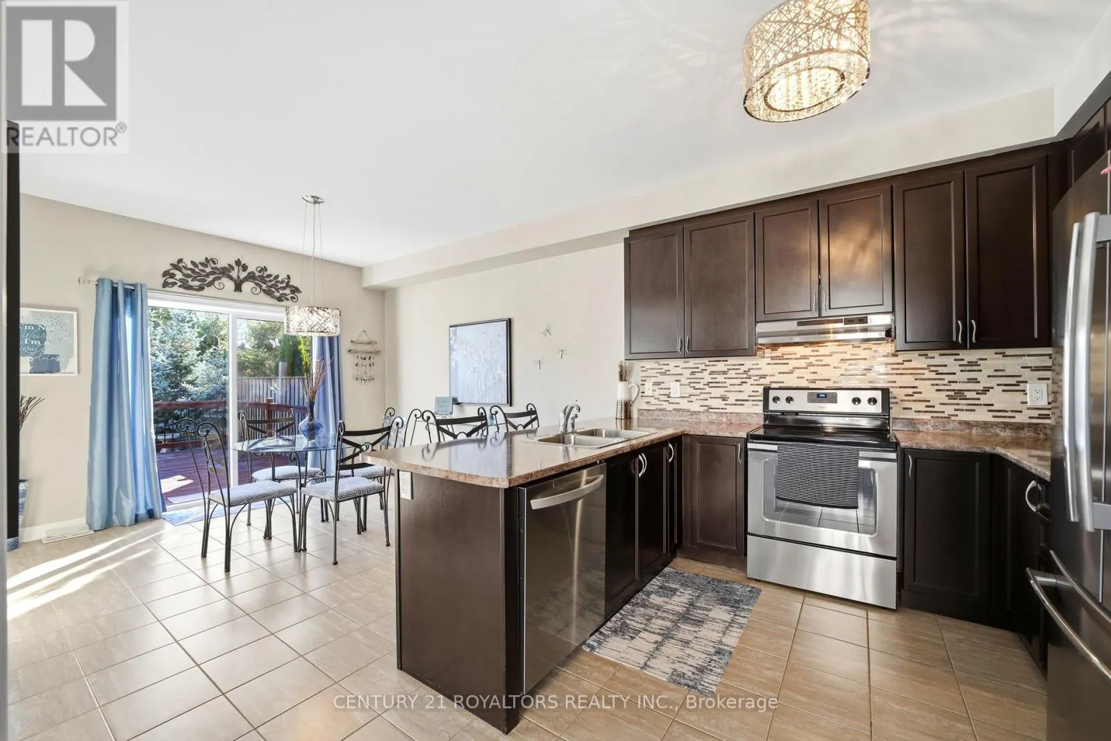 42 PEARCEY CRESCENT