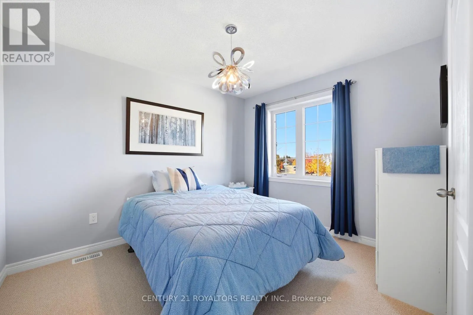 42 PEARCEY CRESCENT