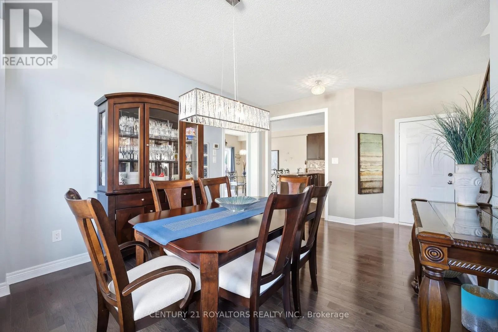 42 PEARCEY CRESCENT