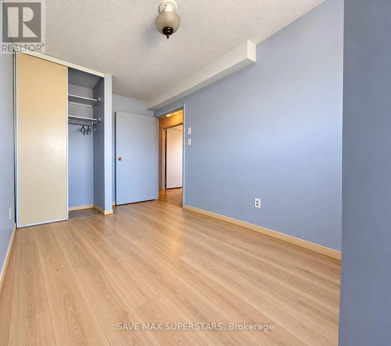 205 - 120 BELL FARM ROAD E